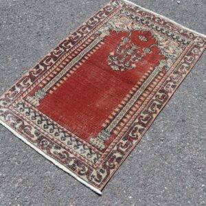 2.4 ft. x 4 ft. Vintage Turkish Rug TR32707 Image 1