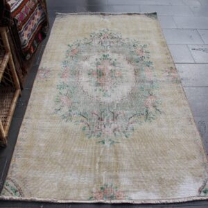 3.6 ft. x 6.9 ft. Vintage Turkish Rug TR33117 Image 1
