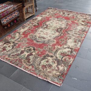 5.1 ft. x 8.6 ft. Vintage Turkish Rug TR33347 Image 1