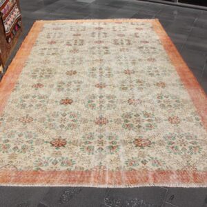 5.9 ft. x 9.1 ft. Vintage Turkish Rug TR33457 Image 1