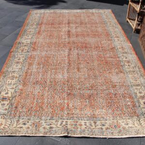 5.6 ft. x 9.6 ft. Vintage Turkish Rug TR33717 Image 1