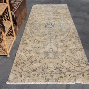 3.4 ft. x 9.2 ft. Vintage Turkish Rug TR33787 Image 1