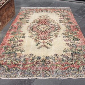 5 ft. x 9.4 ft. Vintage Turkish Rug TR33847 Image 1