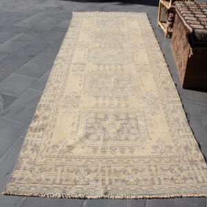 3.7 ft. x 11.1 ft. Vintage Turkish Rug TR33867 Image 1