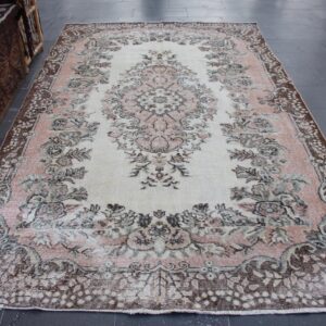 5.9 ft. x 10 ft. Vintage Turkish Rug TR33977 Image 1
