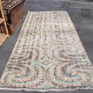 3.5 ft. x 7.6 ft. Vintage Turkish Rug TR34157 Image 1