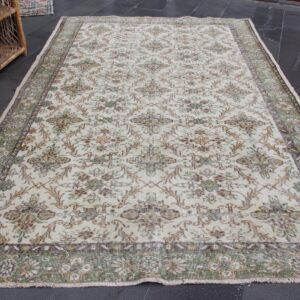 5.8 ft. x 9.4 ft. Vintage Turkish Rug TR34217 Image 1