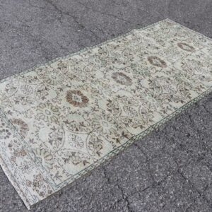 4.1 ft. x 8.9 ft. Vintage Turkish Rug TR34487 Image 1