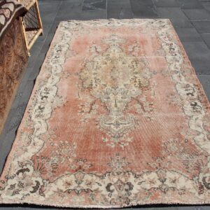 3.9 ft. x 7.1 ft. Vintage Turkish Rug TR34527 Image 1