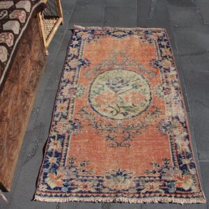 2.6 ft. x 4.8 ft. Vintage Turkish Rug TR34547 Image 1