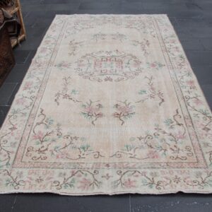 4 ft. x 9.7 ft. Vintage Turkish Rug TR34617 Image 1