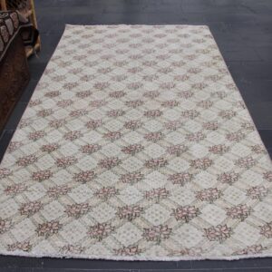 4.9 ft. x 9 ft. Vintage Turkish Rug TR34637 Image 1