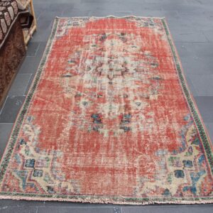 4.7 ft. x 7.5 ft. Vintage Turkish Rug TR34867 Image 1