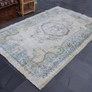 5.7 ft. x 8.9 ft. Vintage Turkish Rug TR34977 Image 1