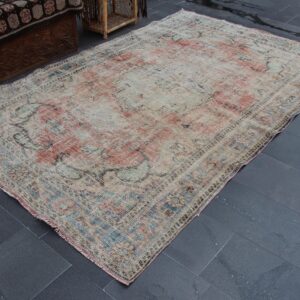5.8 ft. x 9.4 ft. Vintage Turkish Rug TR35067 Image 1
