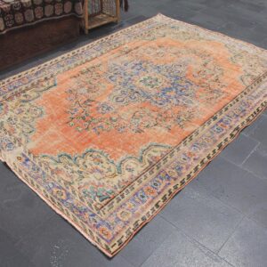 5.7 ft. x 8.6 ft. Vintage Turkish Rug TR35097 Image 1