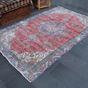 5.3 ft. x 8.8 ft. Vintage Turkish Rug TR35157 Image 1