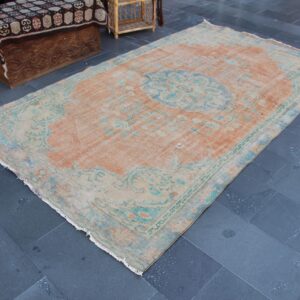 5.6 ft. x 9.6 ft. Vintage Turkish Rug TR35327 Image 1