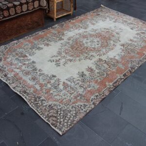 5.3 ft. x 9.3 ft. Vintage Turkish Rug TR35377 Image 1