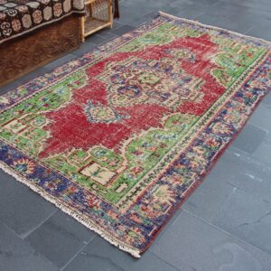 5.1 ft. x 8.7 ft. Vintage Turkish Rug TR35427 Image 1