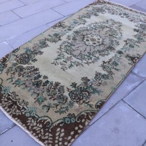 3.2 ft. x 6.6 ft. Vintage Turkish Rug TR35437 Image 1