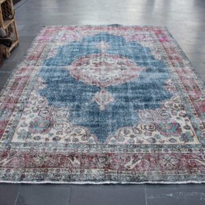 6.8 ft. x 10.5 ft. Vintage Turkish Rug TR35547 Image 1