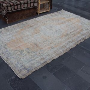 5.2 ft. x 9.2 ft. Vintage Turkish Rug TR35677 Image 1