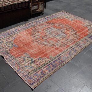 5.5 ft. x 8.5 ft. Vintage Turkish Rug TR35707 Image 1