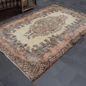 5.5 ft. x 8.7 ft. Vintage Turkish Rug TR35787 Image 1