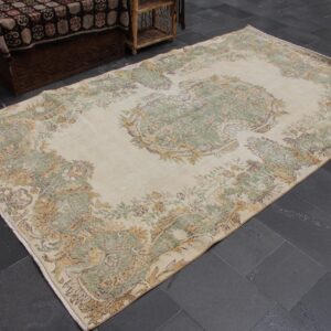 5.4 ft. x 9.4 ft. Vintage Turkish Rug TR35847 Image 1
