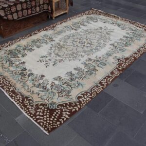 5.7 ft. x 9.3 ft. Vintage Turkish Rug TR35857 Image 1