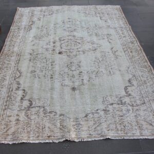 5.6 ft. x 8.5 ft. Vintage Turkish Rug TR36247 Image 1