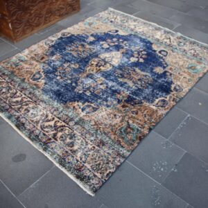 4.9 ft. x 6.2 ft. Vintage Turkish Rug TR36287 Image 1