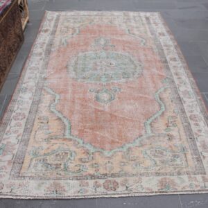 5 ft. x 8.7 ft. Vintage Turkish Rug TR36557 Image 1