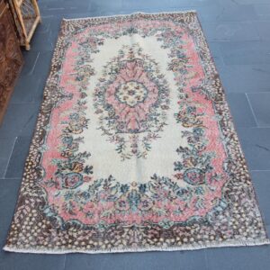 3.9 ft. x 6.9 ft. Vintage Turkish Rug TR36717 Image 1