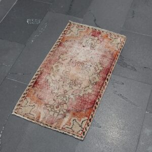 1.5 ft. x 2.7 ft. Vintage Turkish Rug TR36787 Image 1