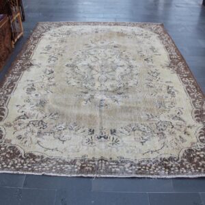 7.3 ft. x 10.7 ft. Vintage Turkish Rug TR36917 Image 1