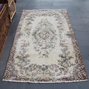 3.8 ft. x 6.6 ft. Vintage Turkish Rug TR36957 Image 1