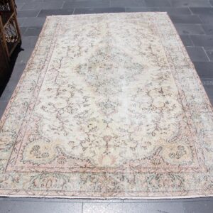 5.4 ft. x 9 ft. Vintage Turkish Rug TR37027 Image 1