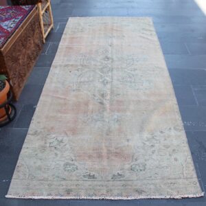 4 ft. x 9.4 ft. Vintage Turkish Rug TR37037 Image 1