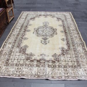 5.9 ft. x 9.5 ft. Vintage Turkish Rug TR37057 Image 1