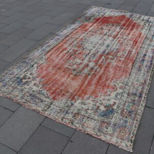 5.3 ft. x 9.2 ft. Vintage Turkish Rug TR37367 Image 1