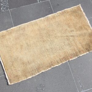 1.6 ft. x 2.9 ft. Vintage Turkish Rug TR37427 Image 1