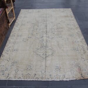 5.2 ft. x 8.5 ft. Vintage Turkish Rug TR37707 Image 1