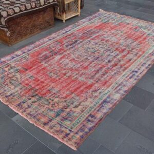5.5 ft. x 10 ft. Vintage Turkish Rug TR37897 Image 1