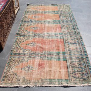 3.9 ft. x 7.8 ft. Vintage Turkish Rug TR38197 Image 1