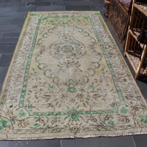 4.5 ft. x 9 ft. Vintage Turkish Rug TR38267 Image 1