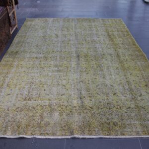 6.5 ft. x 10.1 ft. Vintage Turkish Rug TR38557 Image 1