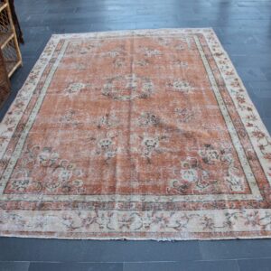 6.7 ft. x 10.2 ft. Vintage Turkish Rug TR38837 Image 1