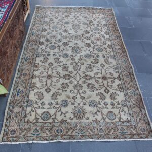 3.9 ft. x 7 ft. Vintage Turkish Rug TR39007 Image 1